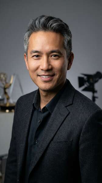 蜜桃视频导演顾问